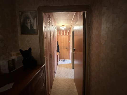 Продам двухкомнатную (2-комн.) квартиру, Чертановская ул, 33к1, Москва г