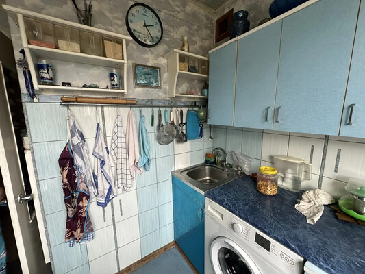 Продам двухкомнатную (2-комн.) квартиру, Чертановская ул, 33к1, Москва г