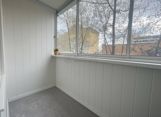 Продам трехкомнатную (3-комн.) квартиру, Жебрунова ул, 1, Москва г