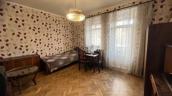 Продам трехкомнатную (3-комн.) квартиру, Заводская ул, 11, Видное г