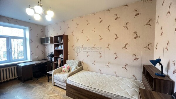 Продам трехкомнатную (3-комн.) квартиру, Заводская ул, 11, Видное г