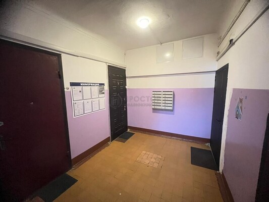 Продам трехкомнатную (3-комн.) квартиру, Заводская ул, 11, Видное г