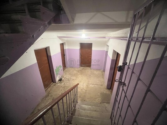 Продам трехкомнатную (3-комн.) квартиру, Заводская ул, 11, Видное г