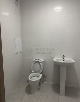 Продам двухкомнатную (2-комн.) квартиру, Посланников пер, 6, Москва г