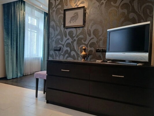 Продам двухкомнатную (2-комн.) квартиру, Ленинский пр-кт, 71, Москва г