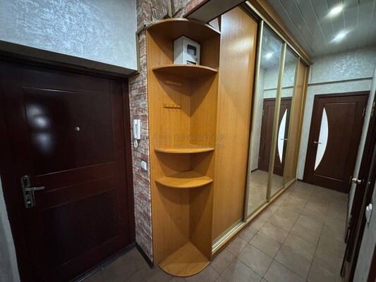 Продам двухкомнатную (2-комн.) квартиру, Автозаводская ул, 6, Москва г