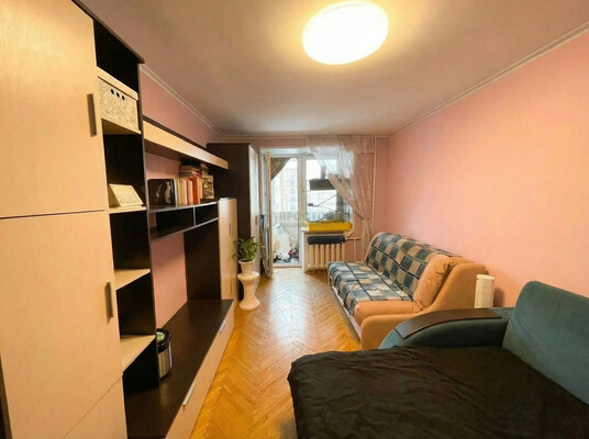 Продам трехкомнатную (3-комн.) квартиру, Большая Грузинская ул, 57с1, Москва г