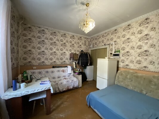 Продам 2-комн. в 3-комн. квартире, 1-я Владимирская ул, 8, Москва г