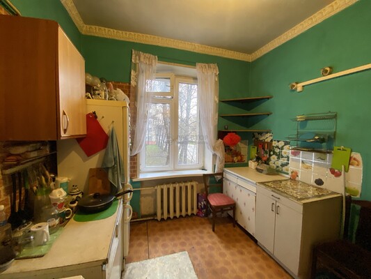 Продам 2-комн. в 3-комн. квартире, 1-я Владимирская ул, 8, Москва г