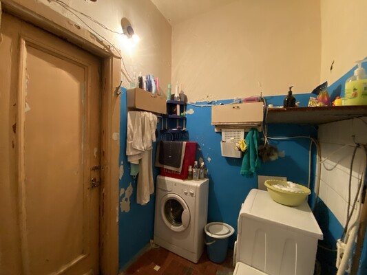 Продам 2-комн. в 3-комн. квартире, 1-я Владимирская ул, 8, Москва г