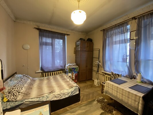 Продам 2-комн. в 3-комн. квартире, 1-я Владимирская ул, 8, Москва г