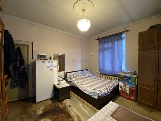 Продам 2-комн. в 3-комн. квартире, 1-я Владимирская ул, 8, Москва г