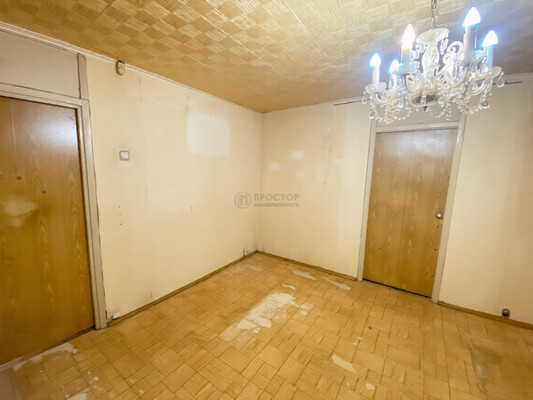 Продам трехкомнатную (3-комн.) квартиру, Хабаровская ул, 19к1, Москва г