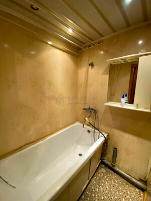 Продам трехкомнатную (3-комн.) квартиру, Хабаровская ул, 19к1, Москва г