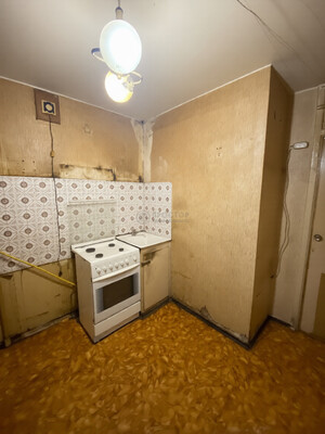 Продам трехкомнатную (3-комн.) квартиру, Хабаровская ул, 19к1, Москва г