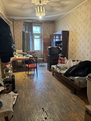 Продам 2-комн. в 4-комн. квартире, 5-я Кожуховская ул, 21, Москва г