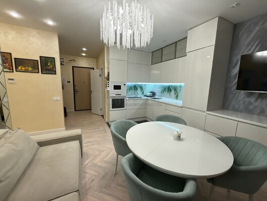 Продам трехкомнатную (3-комн.) квартиру, Ильменский проезд, 14к1, Москва г