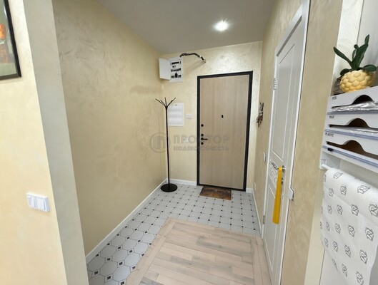 Продам трехкомнатную (3-комн.) квартиру, Ильменский проезд, 14к1, Москва г