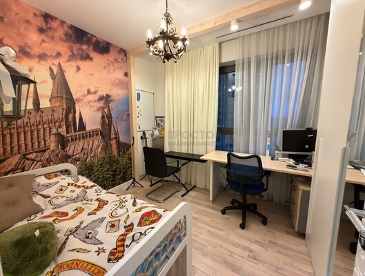 Продам трехкомнатную (3-комн.) квартиру, Ильменский проезд, 14к1, Москва г