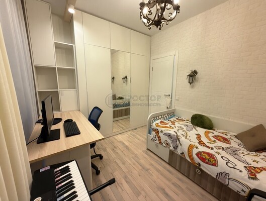 Продам трехкомнатную (3-комн.) квартиру, Ильменский проезд, 14к1, Москва г