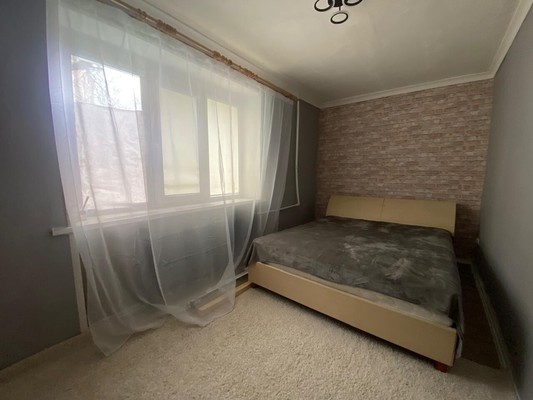 Продам двухкомнатную (2-комн.) квартиру, Сочинская ул, 3, Армавир г