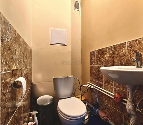 Продам коммерческое помещение 87,1 м2, Некрасовская ул, 9, Москва г