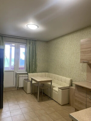 Продам двухкомнатную (2-комн.) квартиру, Красногорский б-р, 20, Красногорск г