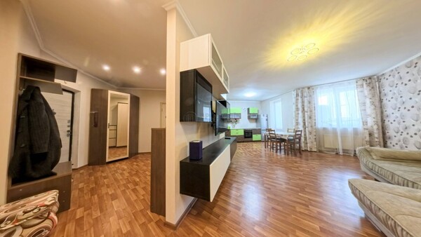Продам трехкомнатную (3-комн.) квартиру, Граничная ул, 38, Русавкино-Романово д