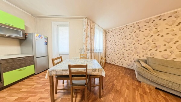 Продам трехкомнатную (3-комн.) квартиру, Граничная ул, 38, Русавкино-Романово д