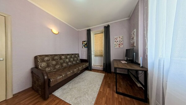 Продам трехкомнатную (3-комн.) квартиру, Граничная ул, 38, Русавкино-Романово д