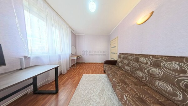 Продам трехкомнатную (3-комн.) квартиру, Граничная ул, 38, Русавкино-Романово д