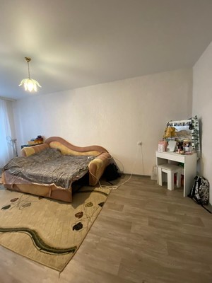 Продам однокомнатную (1-комн.) квартиру, Каспарова ул, 15, Армавир г