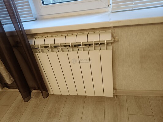 Продам двухкомнатную (2-комн.) квартиру, Кленовый б-р, 4, Москва г