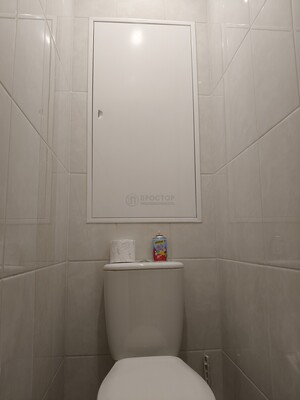 Продам двухкомнатную (2-комн.) квартиру, Кленовый б-р, 4, Москва г