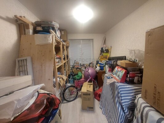 Продам двухкомнатную (2-комн.) квартиру, Кленовый б-р, 4, Москва г