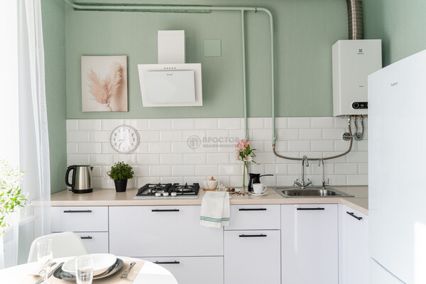 Продам двухкомнатную (2-комн.) квартиру, Буженинова ул, 22, Москва г