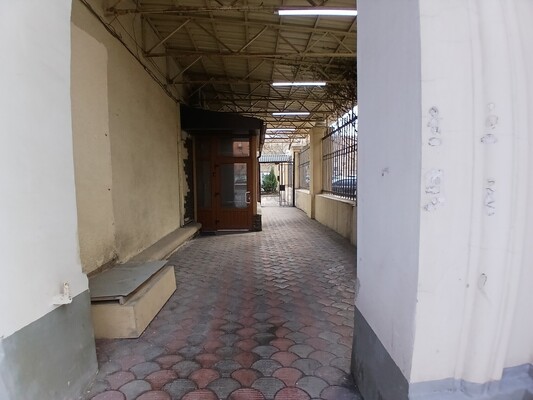 Продам коммерческое помещение 42,4 м2, Кутузовский пр-кт, 19, Москва г