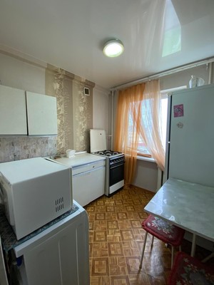 Продам однокомнатную (1-комн.) квартиру, Азовская ул, 14, Армавир г