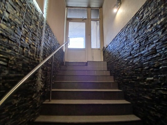 Продам коммерческое помещение 42,4 м2, Кутузовский пр-кт, 19, Москва г