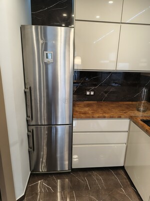 Продам двухкомнатную (2-комн.) квартиру, Варшавское ш, 141Ак1, Москва г