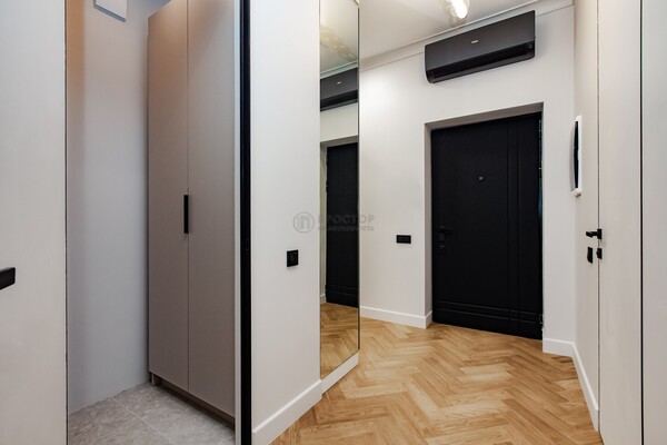 Продам трехкомнатную (3-комн.) квартиру, Шмитовский проезд, 39к6, Москва г