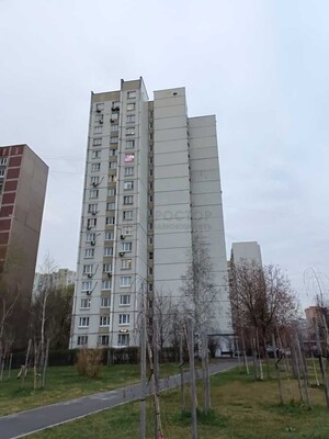 Продам трехкомнатную (3-комн.) квартиру, 800-летия Москвы ул, 32, Москва г