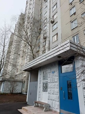 Продам трехкомнатную (3-комн.) квартиру, 800-летия Москвы ул, 32, Москва г