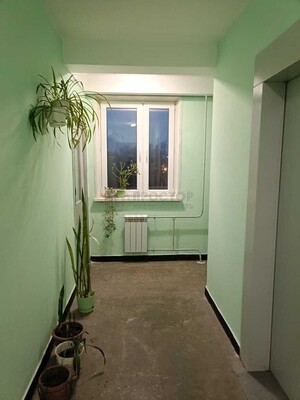 Продам трехкомнатную (3-комн.) квартиру, 800-летия Москвы ул, 32, Москва г