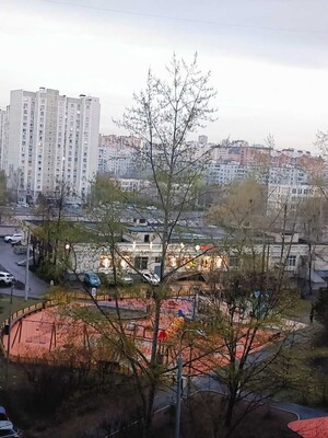 Продам трехкомнатную (3-комн.) квартиру, 800-летия Москвы ул, 32, Москва г