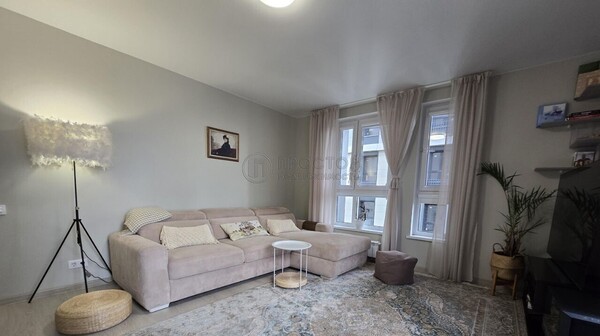 Продам двухкомнатную (2-комн.) квартиру, Дмитровское ш, 73Б, Москва г