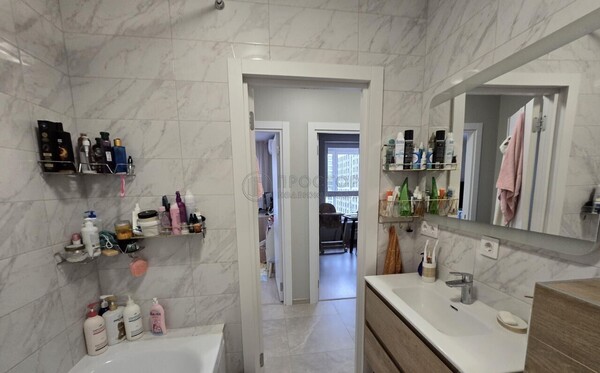 Продам двухкомнатную (2-комн.) квартиру, Дмитровское ш, 73Б, Москва г