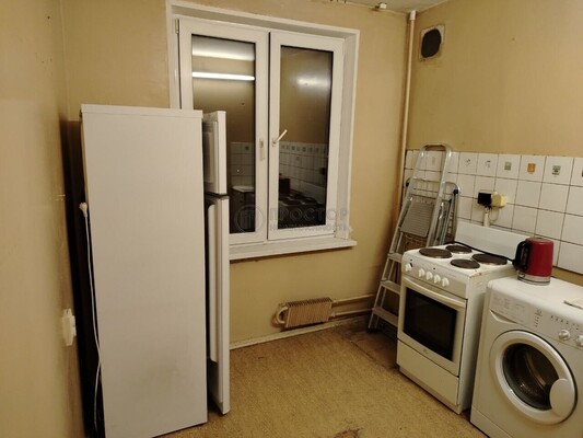 Продам однокомнатную (1-комн.) квартиру, Тарусская ул, 8, Москва г