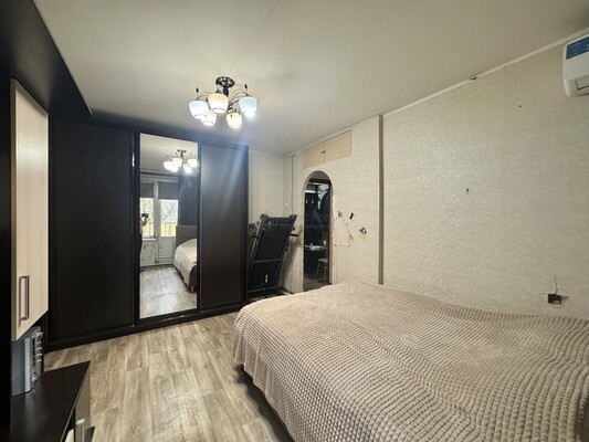 Продам двухкомнатную (2-комн.) квартиру, Большая Юшуньская ул, 6, Москва г