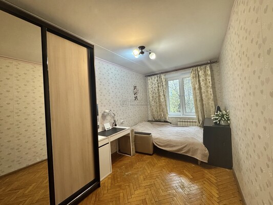 Продам двухкомнатную (2-комн.) квартиру, Большая Юшуньская ул, 6, Москва г